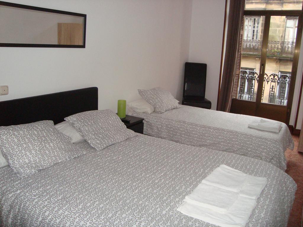Pension Aristizabal San Sebastian Buitenkant foto